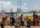 Dukung Pembangunan Rumah Ibadah Babinsa Koramil 0804/08 Barat Hadiri Peletakan Batu Permata Pembangunan Masjid ADTARBIYAH SMPN l   